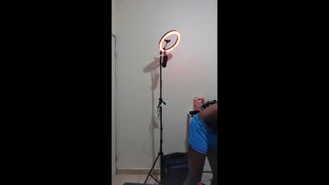 Suamys online show from January 2026 07:19:02 PM