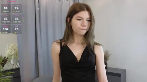 Snapshot of berry_bloom chatting on November 2025 10:13:02 AM Aurora online show from November 2025 10:13:02 AM