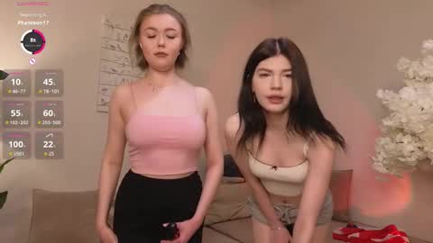 Snapshot of berry_bloom chatting on November 2025 10:51:02 AM Aurora online show from November 2025 10:51:02 AM