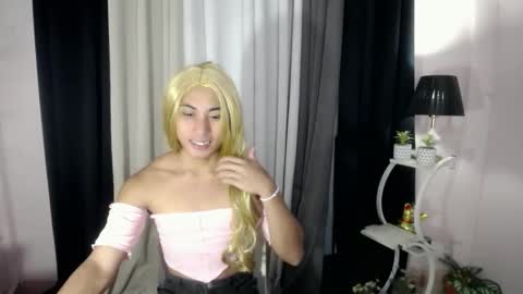 berry_shantal online show from February 2026 02:13:02 AM