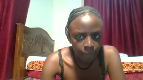 Juicey online show from October 2025 06:52:01 PM