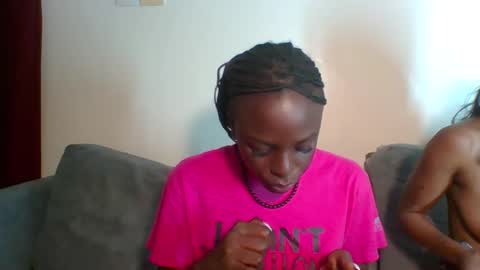 Juicey online show from November 2025 08:39:02 AM