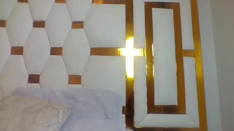 Snapshot of berryl8 chatting on November 2025 07:07:02 PM berryl online show from November 2025 07:07:02 PM