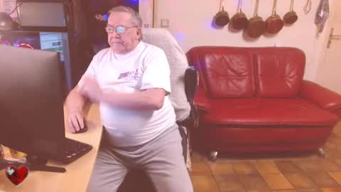 Snapshot of best127 chatting on February 2025 08:53:02 PM jean online show from February 2025 08:53:02 PM