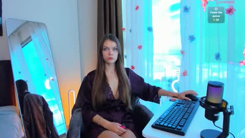 Alice online show from October 2025 12:54:02 AM