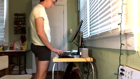 best_triam online show from October 2025 10:18:02 PM