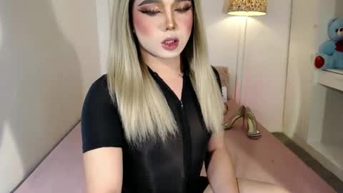 bestgirljulia online show from October 2025 04:53:02 AM