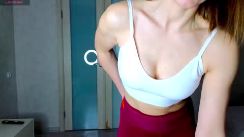 Snapshot of bestgirls2021 chatting on March 2025 02:15:01 AM Hellen and Natali online show from March 2025 02:15:01 AM