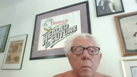 Snapshot of bestshot1951 chatting on April 2026 03:47:01 PM bestshot1951 online show from April 2026 03:47:01 PM