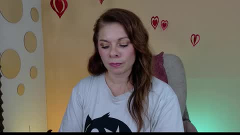 LINDA online show from October 2025 12:52:02 AM