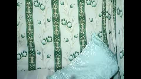 Snapshot of betty_83 chatting on January 2025 03:31:02 PM betty_83 online show from January 2025 03:31:02 PM