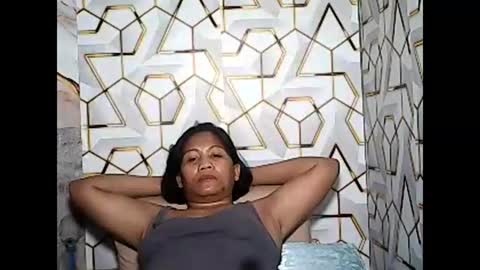 betty_83 online show from February 2026 12:25:01 AM