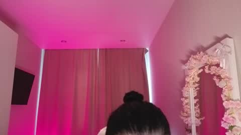 Betty online show from November 2025 12:48:02 PM