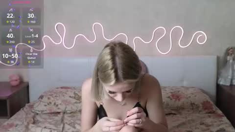 Snapshot of betty_blame chatting on November 2025 09:29:01 AM Betty and Oscar online show from November 2025 09:29:01 AM