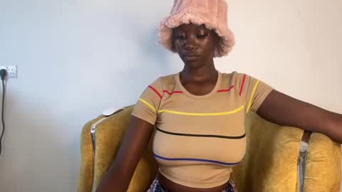 Snapshot of betty_fire_ chatting on November 2025 08:35:02 AM Adah online show from November 2025 08:35:02 AM