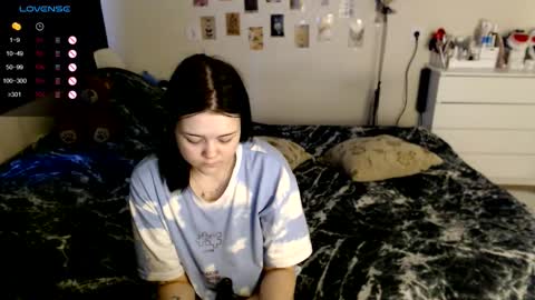 Snapshot of bettyandrich chatting on October 2025 08:53:01 AM Betty and Rich online show from October 2025 08:53:01 AM