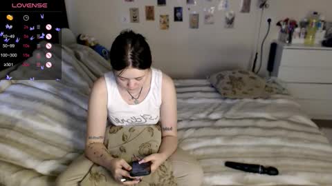 Snapshot of bettyandrich chatting on November 2025 08:25:02 AM Betty and Rich online show from November 2025 08:25:02 AM