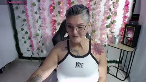 bibiana online show from February 2025 04:32:01 PM