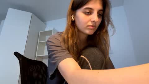 Snapshot of beulahweikert chatting on June 2026 05:48:01 PM Lina online show from June 2026 05:48:01 PM