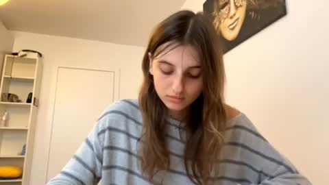 Snapshot of beulahweikert chatting on July 2026 05:27:02 PM Lina online show from July 2026 05:27:02 PM