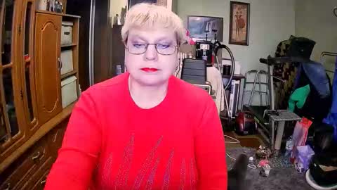 BeverlyQCynia online show from November 2025 11:44:02 AM