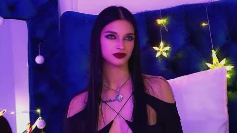 Beverly online show from December 2025 04:57:02 PM