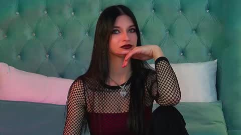 Beverly online show from March 2026 06:35:02 PM