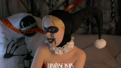 Eliz online show from October 2025 01:28:01 AM