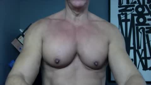 BGDKMUSCLEGUY - SELECTED BY CHATURBATE AS A TOP BROADCASTER FOR 2023 online show from March 2026 07:31:01 PM