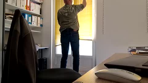 My name is David and if you like public exhibitions you wont be disappointed with me LoL - My favorite vibes is 44  online show from March 2026 03:57:02 PM