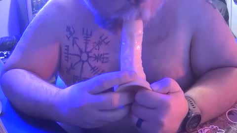 Adambear84 online show from January 2026 06:40:01 AM