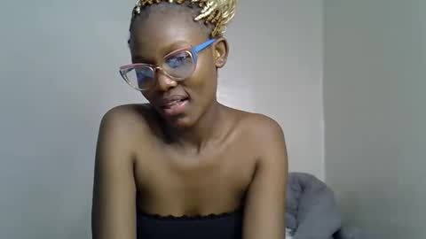 Bianca online show from October 2025 08:53:02 PM