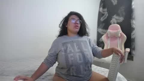 Snapshot of bianca_boobs chatting on February 2025 08:18:01 AM Bianca Tuesday to Sunday from 2am to 6am UTC-5 online show from February 2025 08:18:01 AM