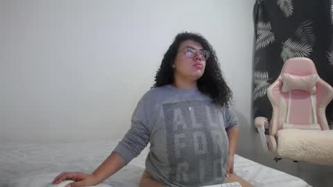 Snapshot of bianca_boobs chatting on November 2025 09:47:02 AM Bianca Tuesday to Sunday from 2am to 6am UTC-5 online show from November 2025 09:47:02 AM