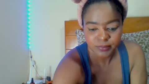bianca ebony online show from January 2025 01:42:02 AM