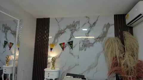Bianca online show from June 2026 12:02:01 PM