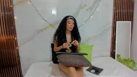 biancarose1_ online show from January 2026 12:29:02 PM