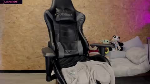 Snapshot of biancastrongg chatting on February 2025 05:48:01 AM Biancastrong.. IGThebiancastrong online show from February 2025 05:48:01 AM