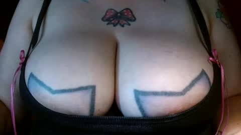 Snapshot of bianka_star_ chatting on December 2024 10:31:01 PM bianca online show from December 2024 10:31:01 PM