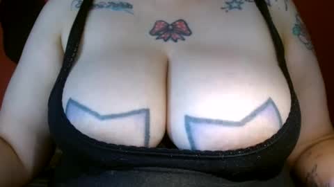 Snapshot of bianka_star_ chatting on December 2024 03:26:02 PM bianca online show from December 2024 03:26:02 PM