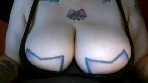 Snapshot of bianka_star_ chatting on December 2024 02:31:02 PM bianca online show from December 2024 02:31:02 PM