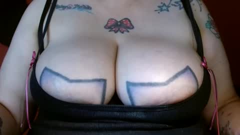 Snapshot of bianka_star_ chatting on January 2025 11:48:01 PM bianca online show from January 2025 11:48:01 PM