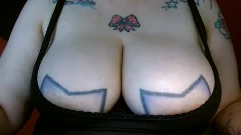 Snapshot of bianka_star_ chatting on January 2025 02:14:01 PM bianca online show from January 2025 02:14:01 PM