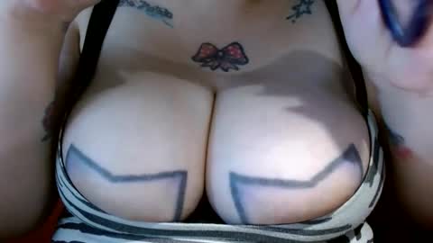 Snapshot of bianka_star_ chatting on November 2025 12:52:01 PM bianca online show from November 2025 12:52:01 PM