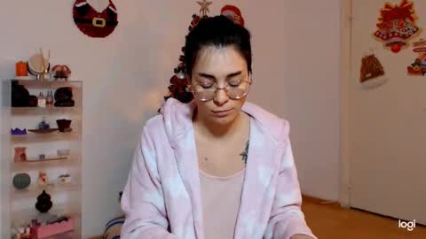 Snapshot of bibitina chatting on December 2025 05:06:02 PM innasugarwild online show from December 2025 05:06:02 PM