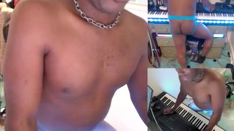 BicepsandFrot online show from March 2025 01:40:02 PM