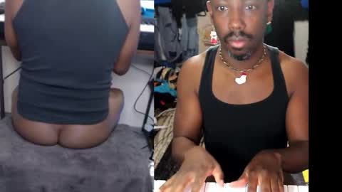 BicepsandFrot online show from September 2025 02:59:01 AM