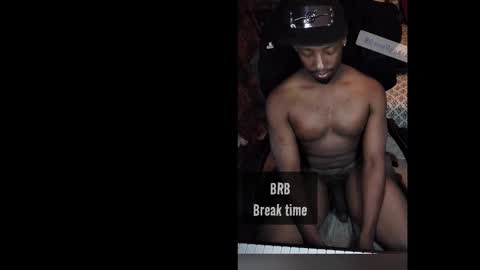 BicepsandFrot online show from February 2026 01:40:01 PM