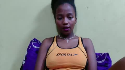 bienvenue987832 online show from April 2026 07:07:01 PM