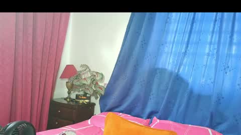 Snapshot of big_boobshot chatting on April 2026 02:04:02 PM Marcela online show from April 2026 02:04:02 PM